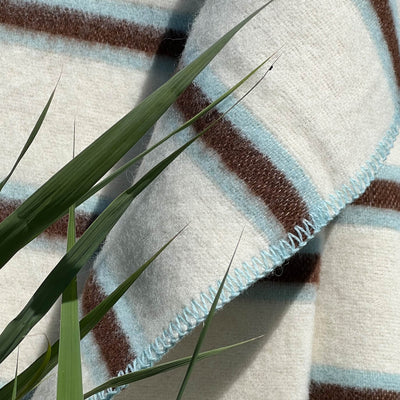 ULDTÆPPER Light blue & cream stripe